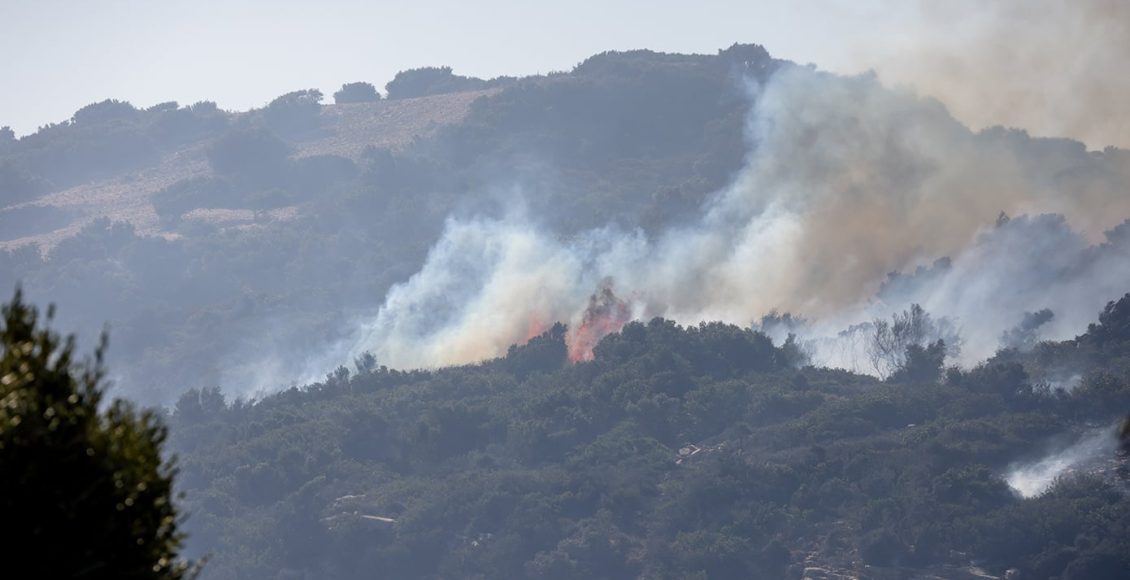 Φωτιά-στο-Ρέθυμνο:-Νέο-μήνυμα-του-112-για-την-Πρέβελη-–-Απομάκρυνση-πολιτών-προς-Λευκόγεια