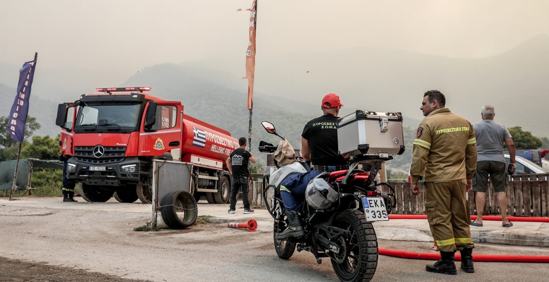 Συνελήφθη-αδελφός-αντιδημάρχου-στην-Ψάθα-–-Παραβίασε-τον-αποκλεισμό-και-έπεσε-πάνω-στα-συντρίμμια-του-ελικοπτέρου