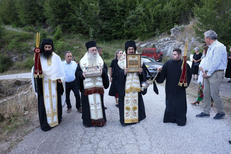 Υποδοχή-των-Ιερών-Λειψάνων-και-της-Ιεράς-Εικόνος-των-Αγίων-Τεσσαράκοντα-Μαρτύρων-στα-Μακεδονικά-Μετέωρα