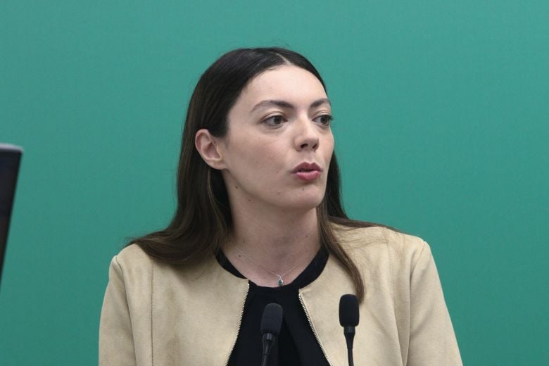 Γεωργάκη-για-Σπίτια-Ανακύκλωσης:-«Ο-κ.-Γεωργιάδης-είτε-δεν-διάβασε-το-κείμενο-της-γνωμοδότησής-μου,-είτε-το-διάβασε-και-δεν-το-κατάλαβε,-είτε-επέλεξε-να-το-παραποιήσει»