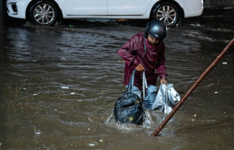 Τραγωδία-στην-Ινδία:-Σχεδόν-100-νεκροί-από-τις-πλημμύρες-στη-βορειοανατολικό-τμήμα-της-χώρας