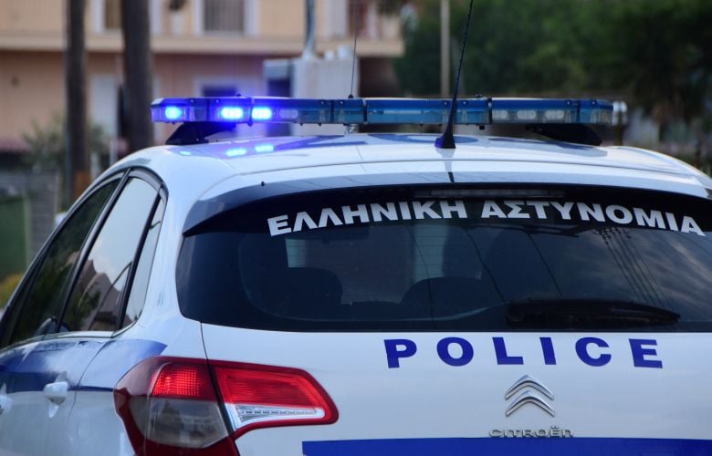 Διαρρήκτες-πήραν-από-αυτοκίνητο-αντικείμενα-αξίας-άνω-των-19.000-ευρώ-στη-Πιερία