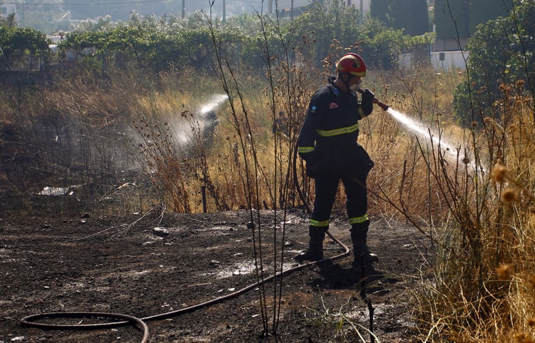 «Μάχες»-με-την-πύρινη-λαίλαπα:-Οι-εμπειρίες-Ελλήνων-και-Γάλλων-πυροσβεστών-από-τα-μέτωπα-της-φωτιάς