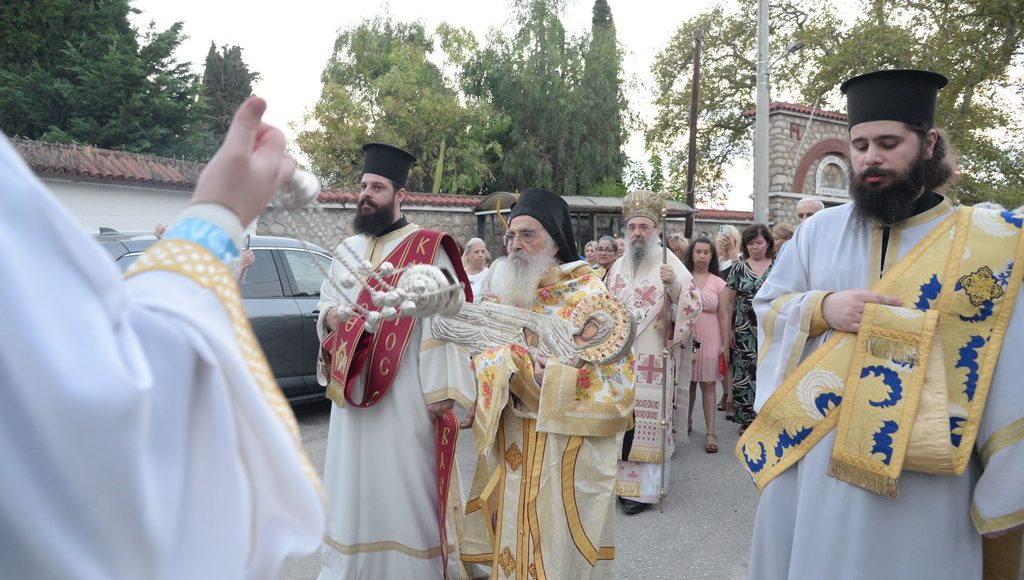Τα-Εγκώμια-της-Γηροκομήτισσας-στην-Πάτρα