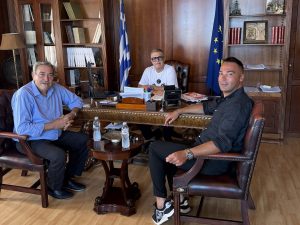 Συνάντηση-του-Αντιπεριφερειάρχη-Κορινθίας-Σωτήρη-Μουρίκη-με-την-Πανελλήνια-Ομοσπονδία-Συλλόγων-Εθελοντών-Αιμοδοτών