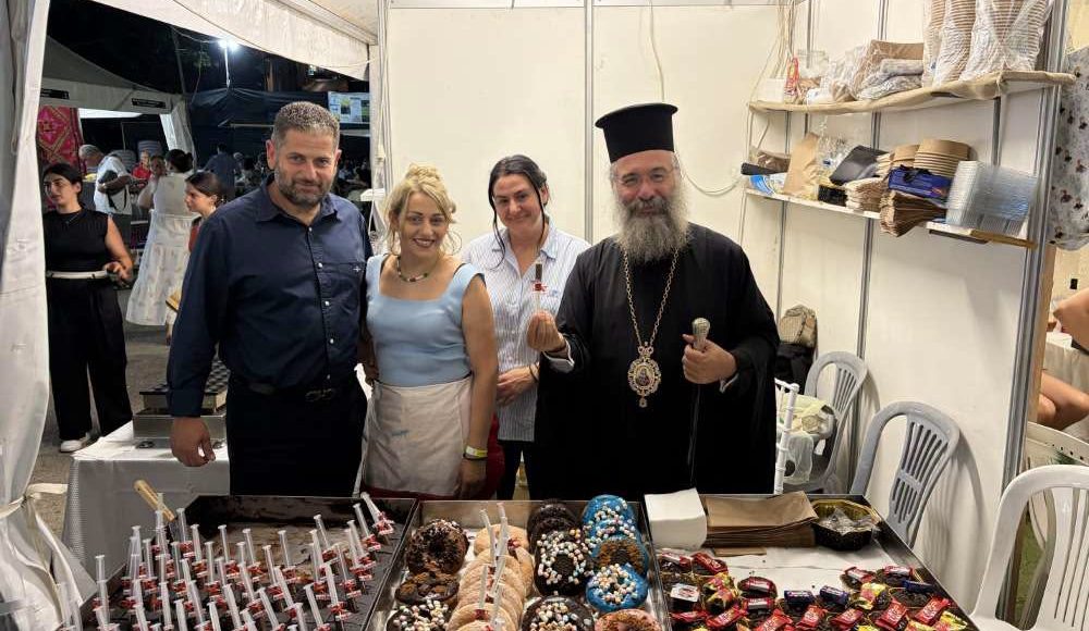 Ο-Μητροπολίτης-Ρεθύμνης-επισκέφθηκε-την-11η-Έκθεση-«Γη-Μυλοποτάμου»