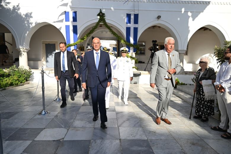 Δένδιας:-Οι-Ένοπλες-Δυνάμεις-εγγυώνται-την-ανεξαρτησία-και-την-εδαφική-μας-ακεραιότητα