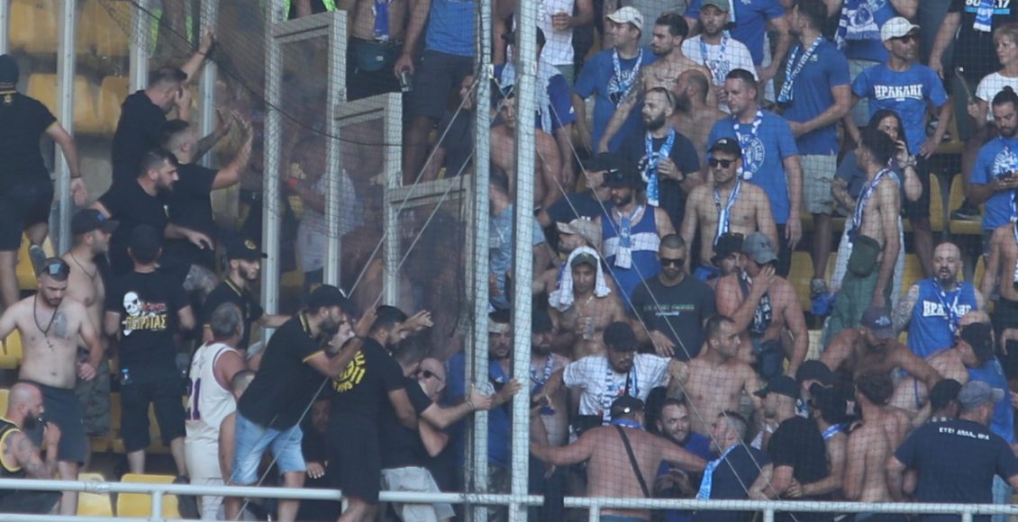 ΑΕΚ-–-Ηρακλής:-Ένταση-μεταξύ-των-οπαδών-των-δύο-ομάδων-στην-allwyn-arena