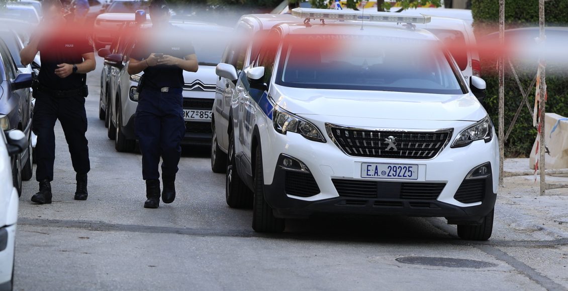 Νέα-στοιχεία-για-τη-γυναικοκτονία-στη-Νέα-Σμύρνη:-«Η-αδερφή-της-κοπέλας-γνώριζε,-της-είχε-δείξει-και-το-όπλο»