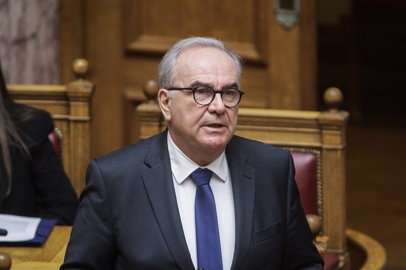 Παπαθανάσης:-Με-χρηματοδότηση-από-το-ΕΣΠΑ-η-δημιουργία-Κέντρων-Αριστείας-για-έρευνα-και-καινοτομία