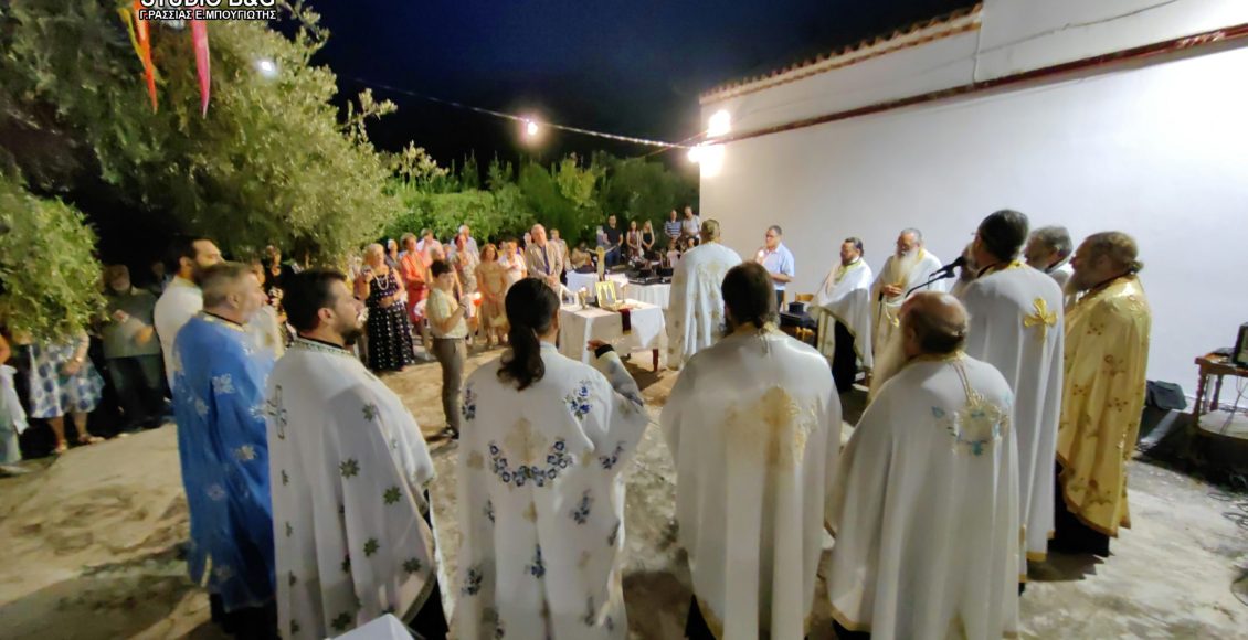 Η-Εορτή-των-Αγίων-Αδριανού-και-Ναταλίας-στο-Κατσίγκρι-Αργολίδας-–-Η-Θαυματουργή-οπή