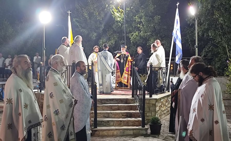 Θεσσαλιώτιδος-Τιμόθεος:-«Ανάσταση-για-τον-Κύριο-της-Δόξης,-μετάσταση-για-τη-Μητέρα-του-Θεού»