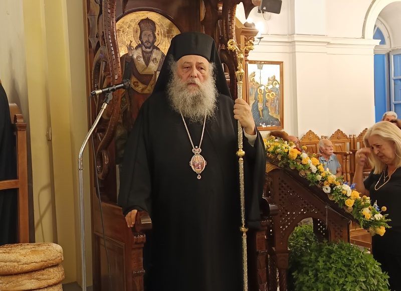 Η-εορτή-της-Αποδόσεως-της-Κοιμήσεως-της-Θεοτόκου-στη-Νάουσα-Πάρου