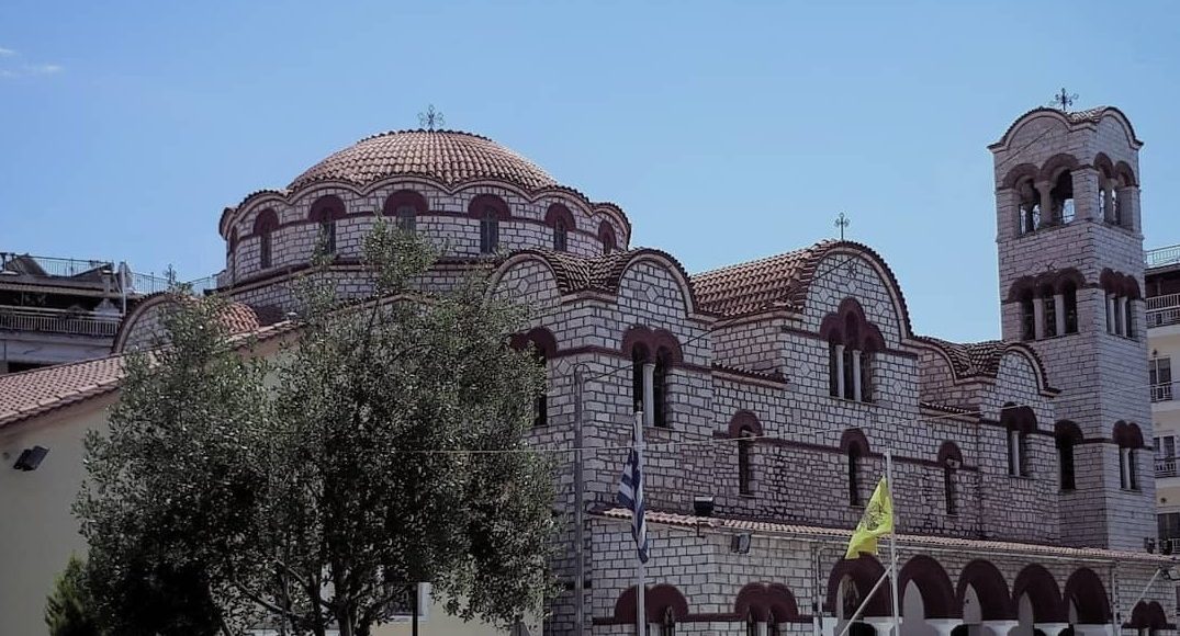 Ιερά-Αγρυπνία-Ανακομιδής-των-Λειψάνων-του-Αγίου-Νεκταρίου-στη-Δράμα