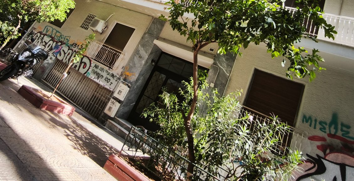 «Έτσι-ξετυλίχθηκε-όλο-αυτό-το-παρανοϊκό»:-Τι-λέει-ο-διαχειριστής-του-διαμερίσματος-της-φρίκης-με-το-νεκρό-βρέφος-στην-Κυψέλη