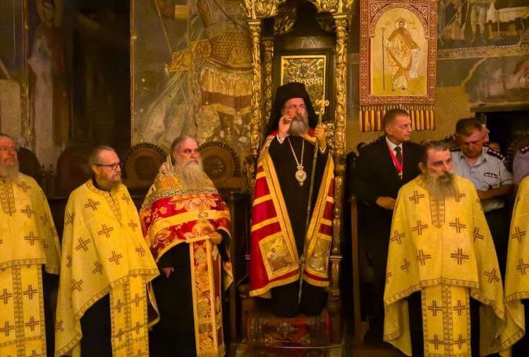 Ο-Μητροπολίτης-Ρεθύμνης-Πρόδρομος-στο-Πρωτάτο-του-Αγίου-Όρους