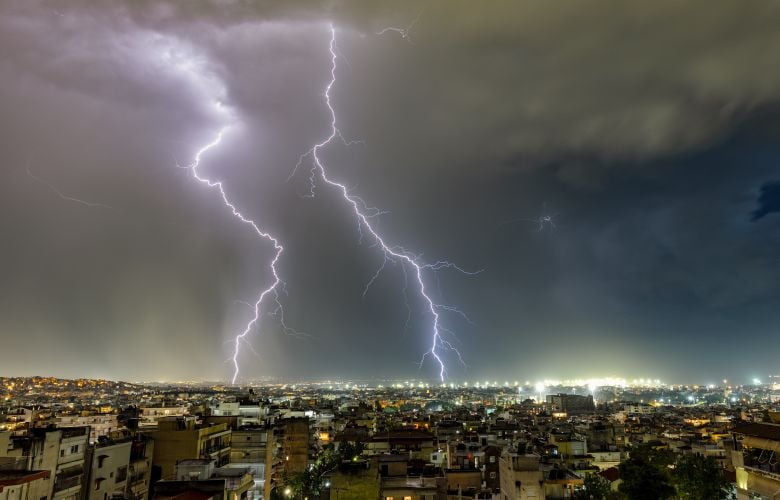Προβλήματα-προκάλεσε-η-καταιγίδα-στην-Θεσσαλονίκη
