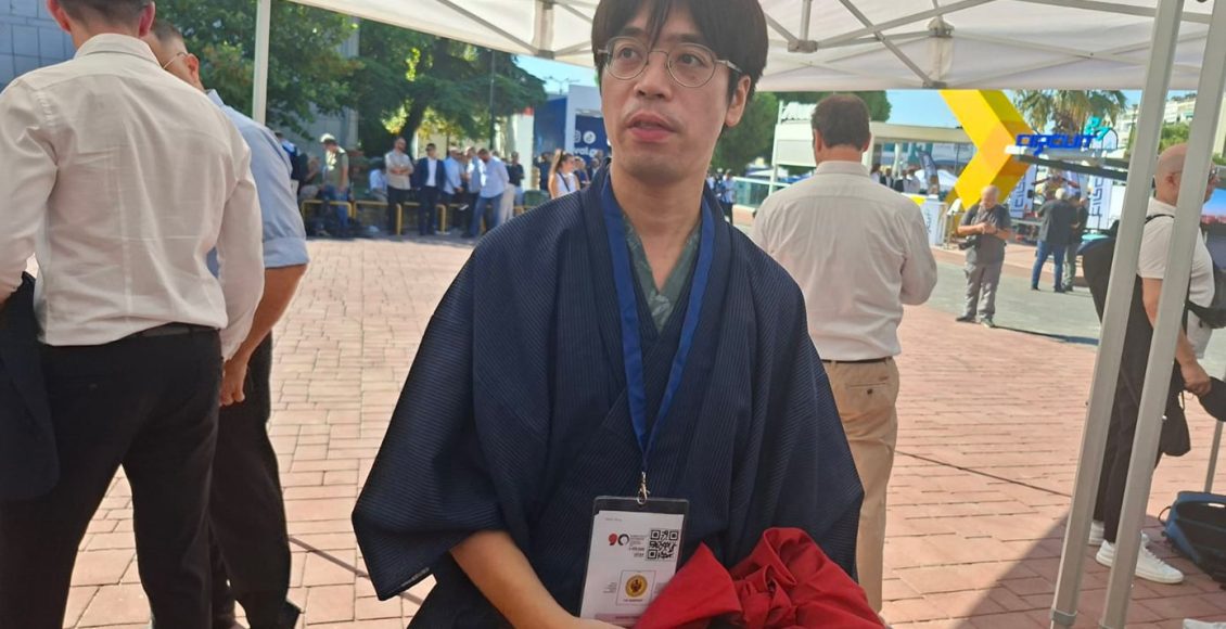 fukuda-kosuke:-Ο-Ιάπωνας-καθηγητής-που-μιλάει-ελληνικά-και-χορεύει-ποντιακά-ήρθε-στην-90ή-ΔΕΘ