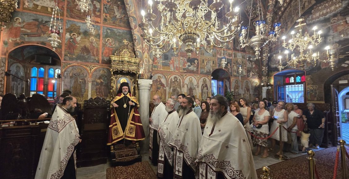 Ο-Σμύρνης-Βαρθολομαίος-στην-εορτάζουσα-Ιερά-Μονή-Πανορμίτου-Σύμης