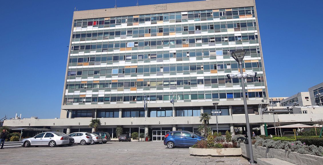 «Ξήλωσαν»-το-σύστημα-ελεγχόμενης-εισόδου-στις-φοιτητικές-εστίες-του-ΑΠΘ