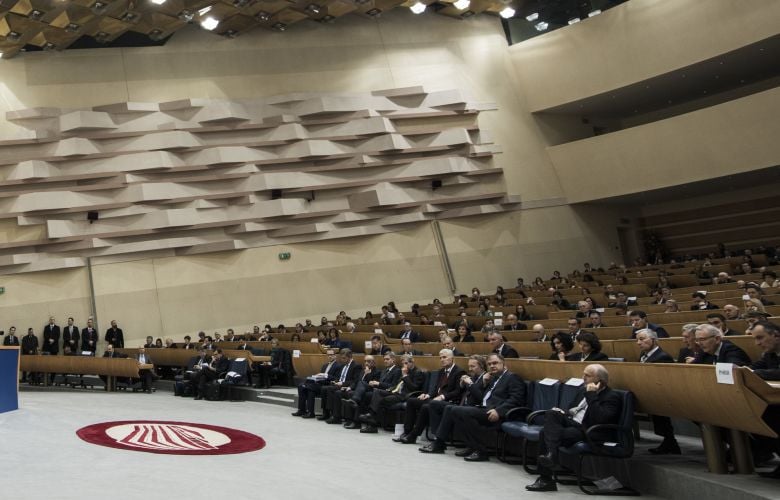 Απέλαση-δύο-Σέρβων-διπλωματών-από-την-Βοσνία-μετά-την-κηδεία-με-στρατιωτικές-τιμές-του-Ράτκο-Μλάντιτς