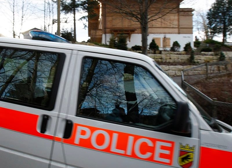 Τραγωδία-στην-Ελβετία:-Πολλοί-νεκροί-και-τραυματίες-από-τροχαίο-με-τουριστικό-λεωφορείο-στο-Τσέρνετς