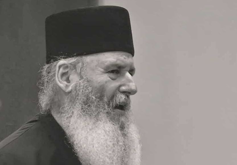 Γέροντας-Βασίλειος-Ιβηρίτης-(Γοντικάκης):-Κεραυνός-εν-καρδία!-Ένας-ζων-Άθωνας-–-Ένας-χρόνος-από-την-κοίμησή-του