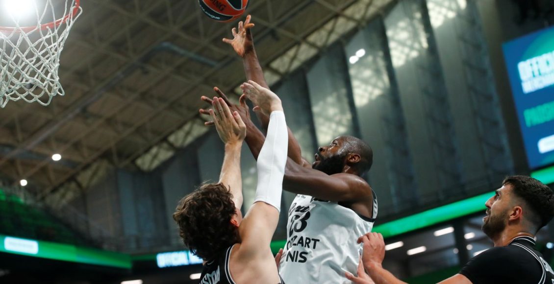 Με-buzzer-beater-του-Φόστερ-ο-ΠΑΟΚ-νίκησε-100-99-την-Παρτίζαν