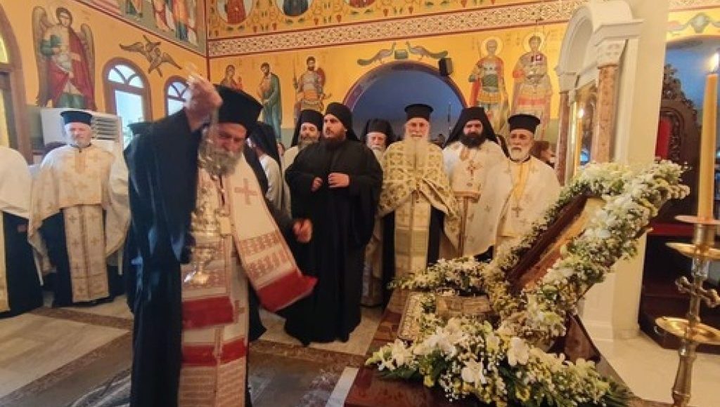 Τα-Ιωάννινα-υποδέχτηκαν-το-Ιερό-Λείψανο-του-Οσίου-Αμφιλοχίου
