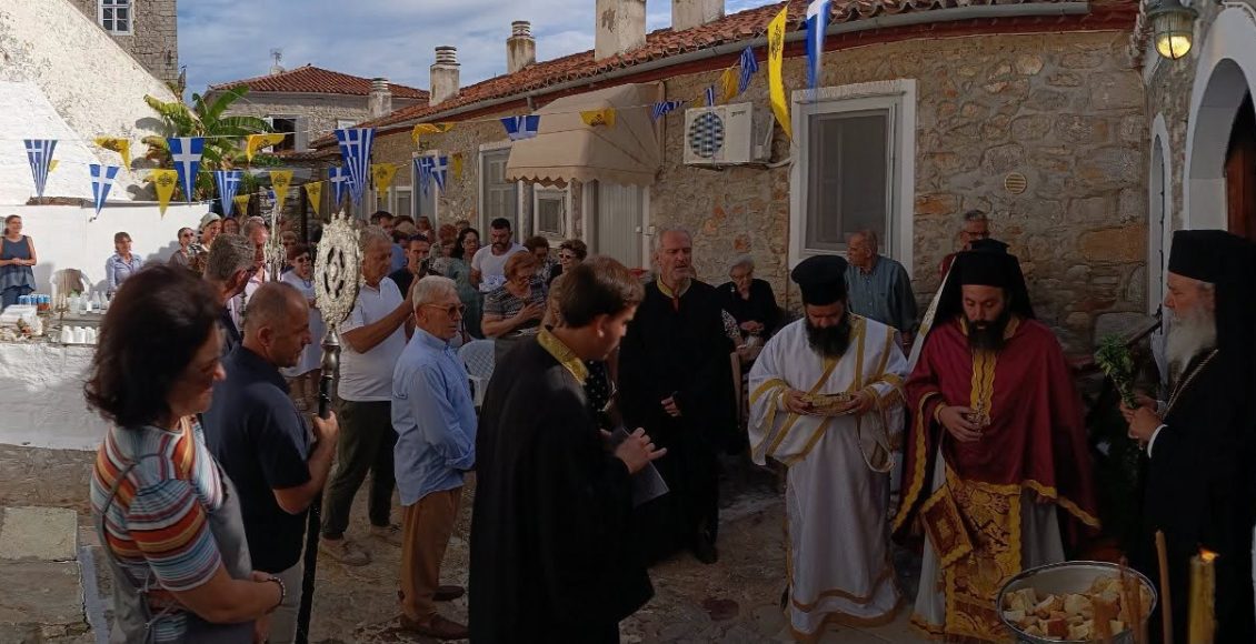 Η-πανήγυρις-του-Αγίου-Ευσταθίου-στην-Ύδρα