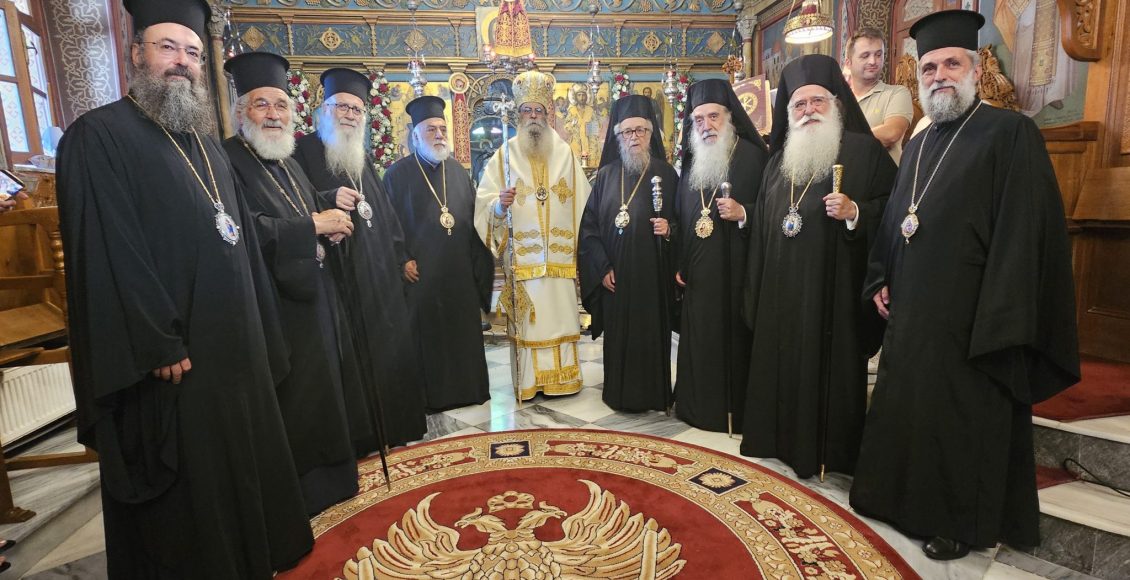Ο-Μητροπολίτης-Δημητριάδος-στην-Κάρπαθο-για-τη-χειροτονία-του-Επισκόπου-Μηδείας