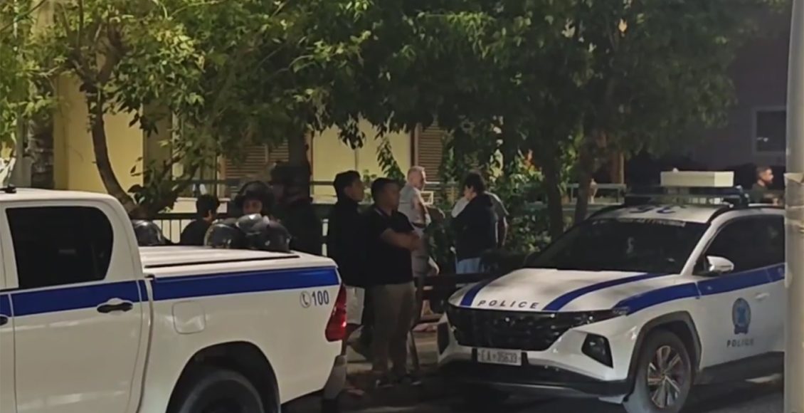 Αίσιο-τέλος-στην-ομηρία-στη-Νίκαια:- Η-στιγμή-της-απομάκρυνσης-του-πρωταγωνιστή-του-επεισοδίου