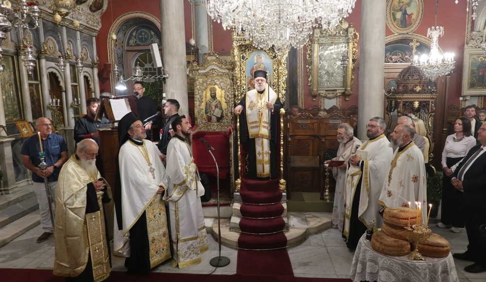 Η-Εορτή-της-Παναγίας-«Φανερωμένης»-στην-Ερμούπολη