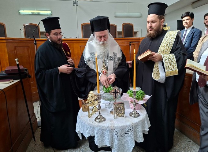 Αγιασμός-για-τη-νέα-δικαστική-χρονιά-και-Εσπερινός-της-Παναγίας-Μυρτιδιώτισσας-από-τον-Μητροπολίτη-Κορίνθου