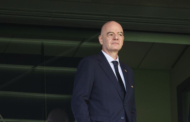 Σε-κρίση-η-fifa:-Η-μάχη-απομάκρυνσης-του-Ινφαντίνο-υποχωρεί,-αλλά-η-σύγκρουση-για-την-εξουσία-μόλις-αρχίζει