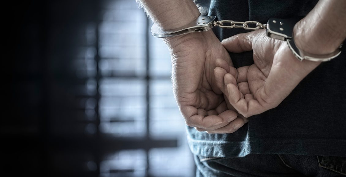 Χειροπέδες-σε-50χρονο-στον-Πειραιά-για-18-γραμμάρια-ηρωίνης