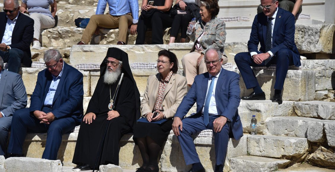 Λίνα-Μενδώνη:-Η-Πολιτεία-επενδύει-έμπρακτα-στην-προστασία-της-μοναδικής-κληρονομιάς-της-Νικόπολης