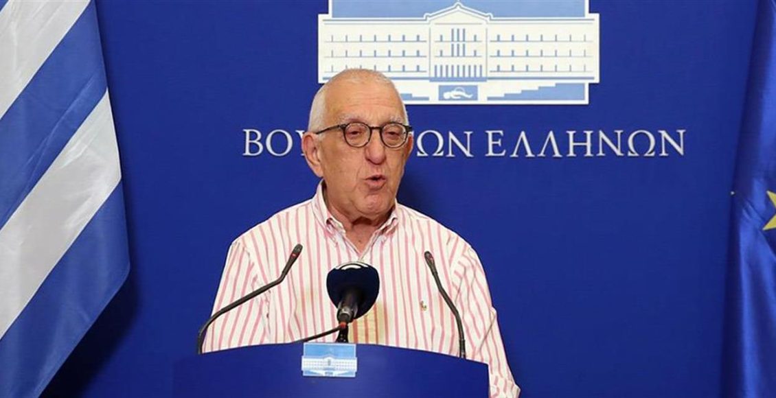 Δωρεά-ιατροτεχνολογικού-εξοπλισμού-από-τη-Βουλή-στο-ΓΝΑ.-«ΑΛΕΞΑΝΔΡΑ»