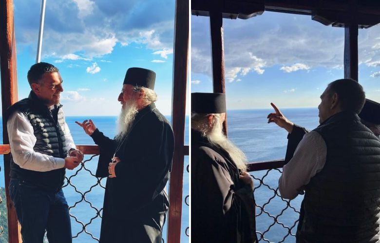 Ταξίδι-του-Αλέξη-Τσίπρα-στο-Άγιο-Όρος:-«Ψέλνεις-στη-Σιμωνόπετρα-και-ακούγεται-στον-‘Άδη…»