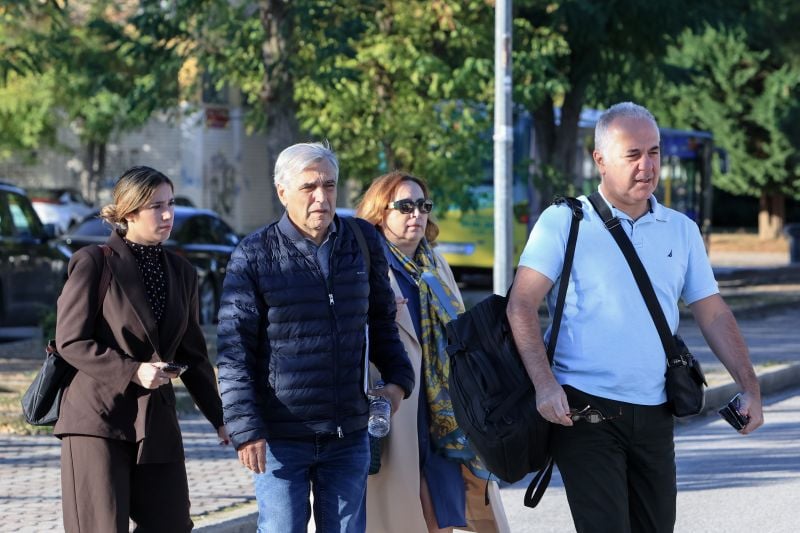 Δίκη-για-τα-Τέμπη:-«Οι-συγγενείς-έγιναν-ντετέκτιβ»-κατέθεσε-ο-πατέρας-του-Γεώργιου-Παπάζογλου