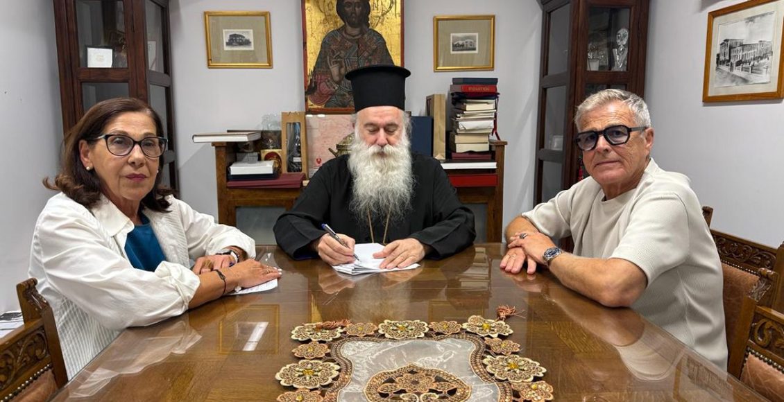Υπογραφή-Προγραμματικής-Σύμβασης-για-τη-συντήρηση-των-τοιχογραφιών-στο-Ναό-Κοιμήσεως-Θεοτόκου-Στεφανίου-Κορίνθου