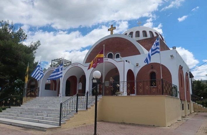 Η-δεξιά-χείρα-του-Αγίου-Σπυρίδωνος-στη-Νέα-Ερυθραία