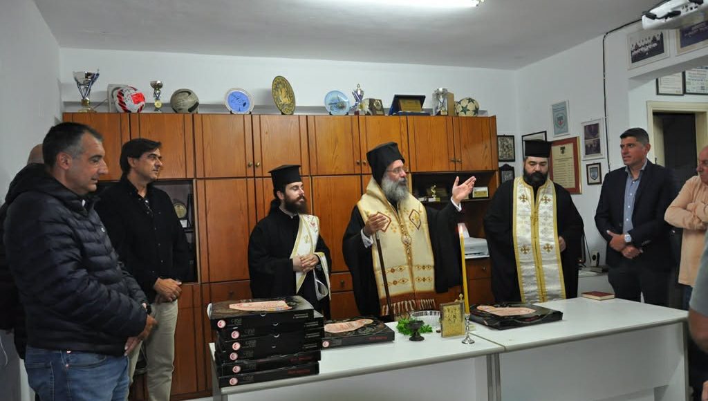 Ο-Μητροπολίτης-Πρόδρομος-τέλεσε-τον-Αγιασμό-για-τη-νέα-ποδοσφαιρική-περίοδο-των-διαιτητών-Ρεθύμνου