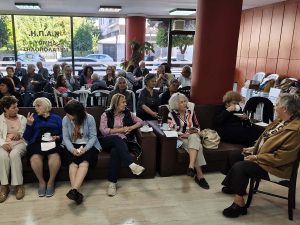 «Η-Ζωή-δεν-έχει-Ηλικία»-|-Μαρία-Οικονομάκου:-«Η-ηλικία-δεν-πρέπει-να-γίνεται-εμπόδιο-στη-χαρά,-τη-συμμετοχή-και-την-αξιοπρέπεια»