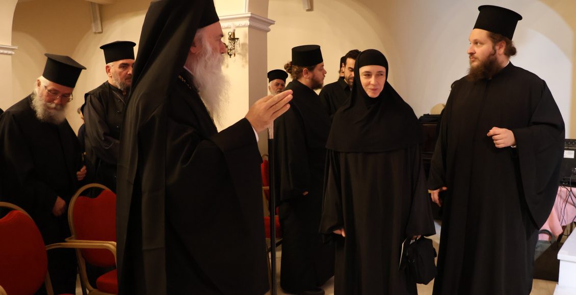 Μεγάλη-συμμετοχή-στην-έναρξη-της-Σχολής-Γονέων-της-Μητροπόλεως-Κορίνθου