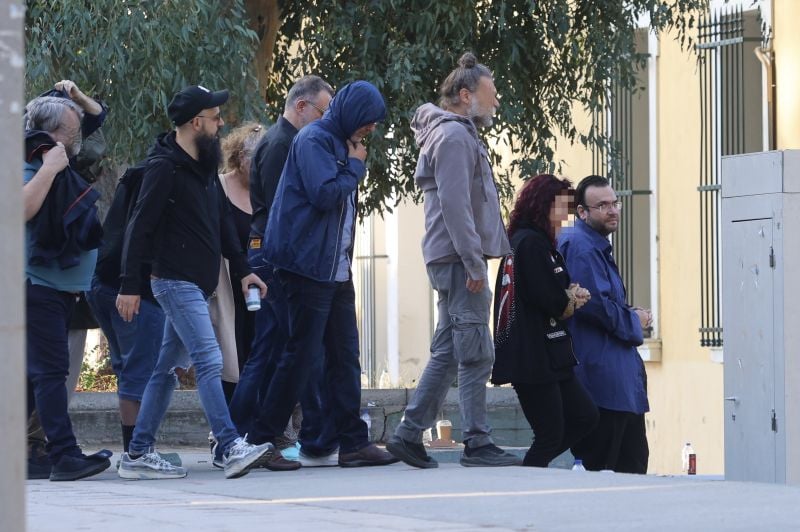 Στη-φυλακή-ο-Φίλιππος-Καμπούρης-και-τέσσερις-ακόμη-για-το-κύκλωμα-απάτης-–-Τι-ισχυρίστηκε-ο-παρουσιαστής