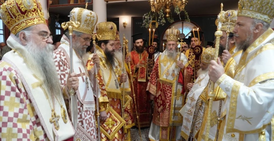 Λαμπρό-Αρχιερατικό-Συλλείτουργο-για-την-Ανακομιδή-των-ιερών-λειψάνων-της-Αγίας-Χρυσής