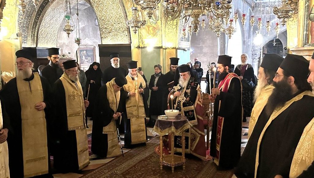 Σε-κλίμα-συγκίνησης-το-τεσσαρακονθήμερο-μνημόσυνο-του-Γέροντα-Χρυσοστόμου-στον-Φρικτό-Γολγοθά-(ΦΩΤΟ)