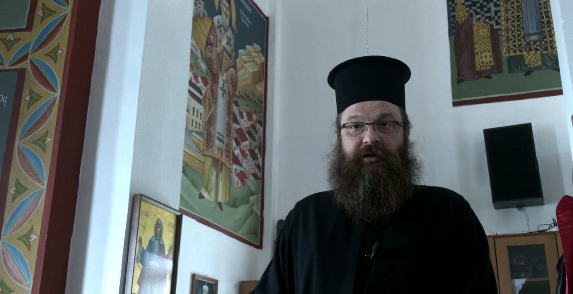Αρχιμανδρίτης-Μάξιμος-Χατζής-στην-«Επικαιρότητα»:-Ένα-άρωμα-γλυκό-πηγάζει-από-τα-λείψανα-της-Αγίας-Χρυσής-(ΗΧΗΤΙΚΟ)