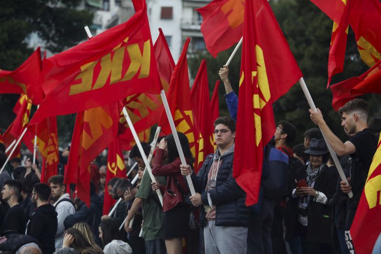 ΚΚΕ:-Η-κυβέρνηση-μιλά-με-θράσος-για-«ανακούφιση»-του-λαού,-ενώ-το-πετρέλαιο-θέρμανσης-θα-ξεκινήσει-φέτος-40%-ακριβότερο-από-πέρσι